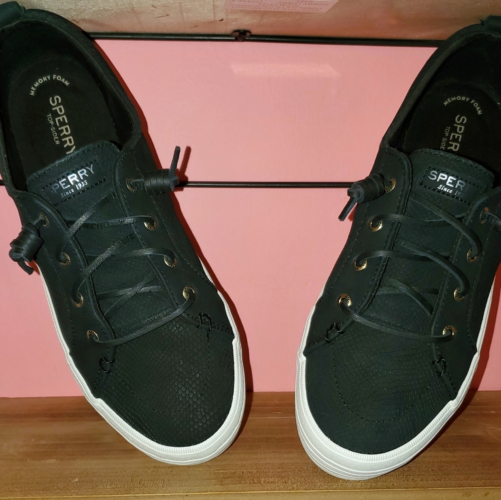 Sperry Crest Vibe Snake Embossed Platform Sneakers